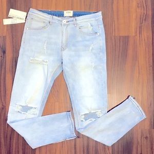 KDNK DISTRESSED JEANS